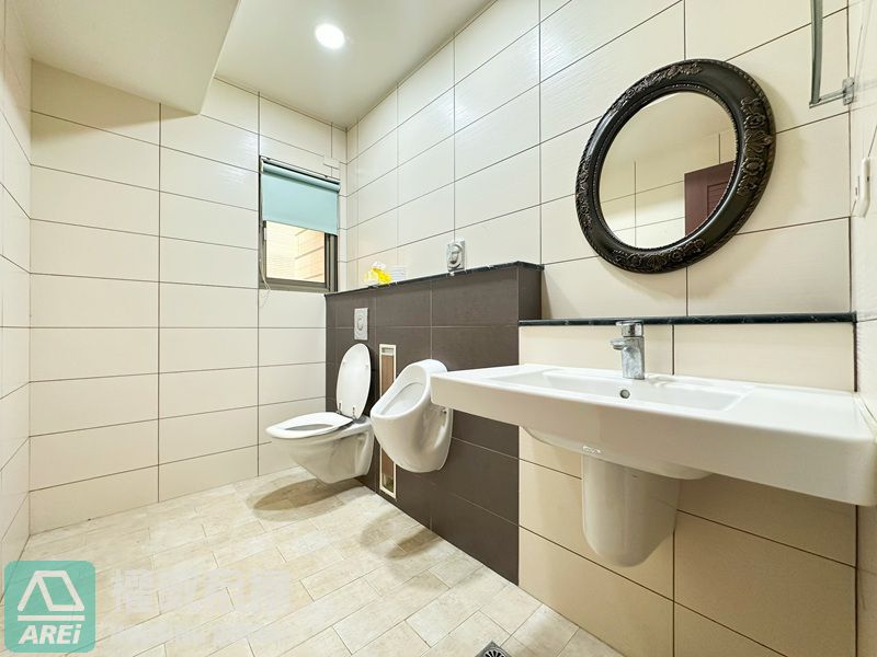 凹子底MRT克里翁景觀豪華4房雙平車