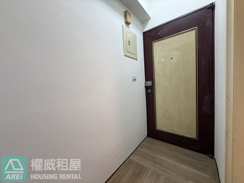 五塊厝站MRT│紅樓貴族│高樓層景觀全配套房