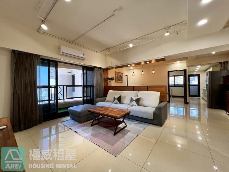 💎 R8三多亞灣區・福懋圓方寬敞4 房平車