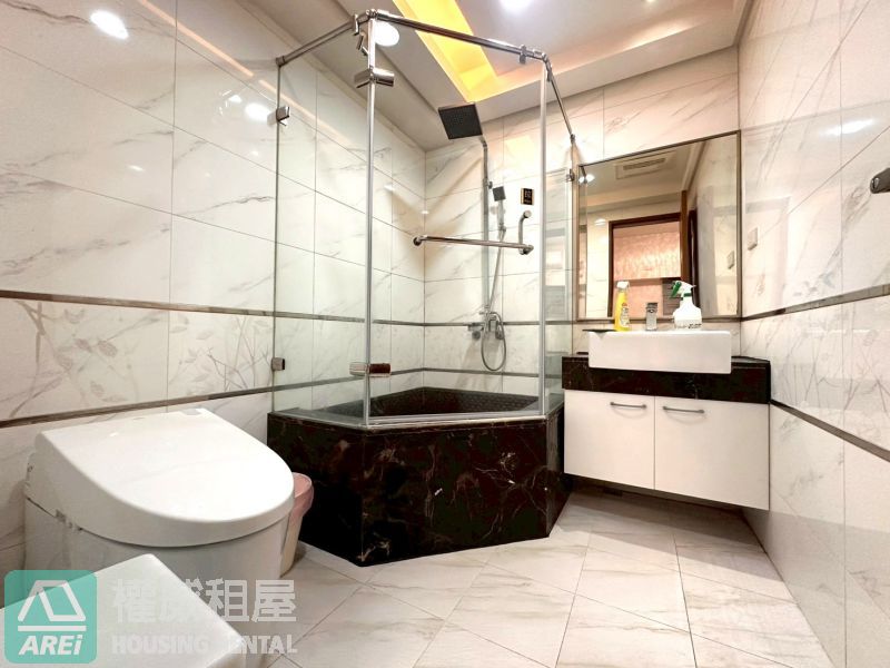 城逸｜市心三捷運・寬敞大三房