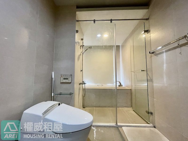 美術館擁樂優質家庭珍稀三房平車