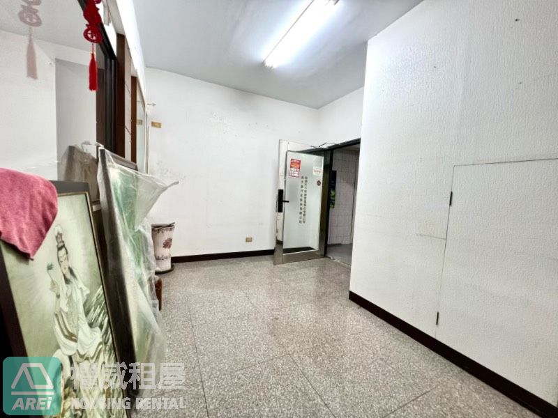 鼓山蛋黃區寬敞商務辦公室|R14捷運站