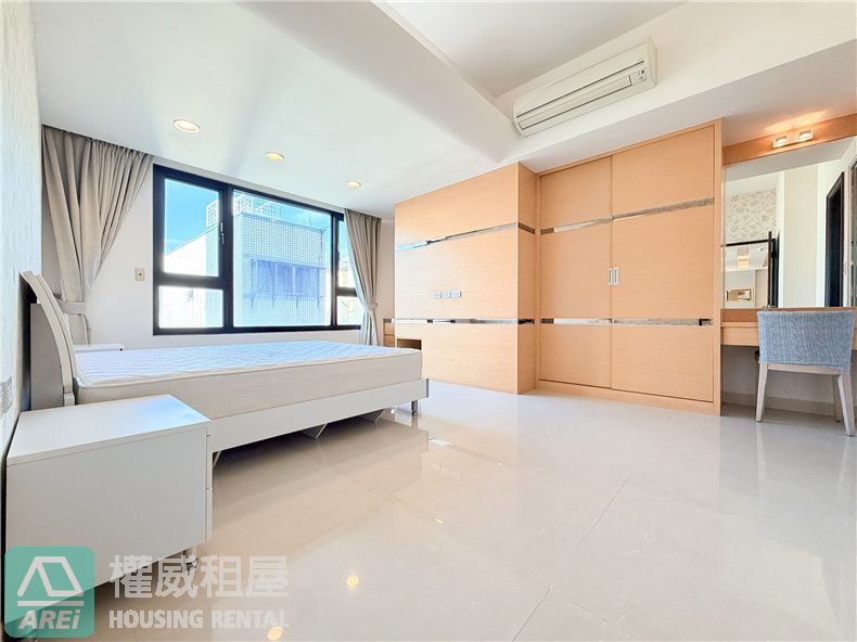 美麗島高雄車站MRT領賢大空間品味3+1房