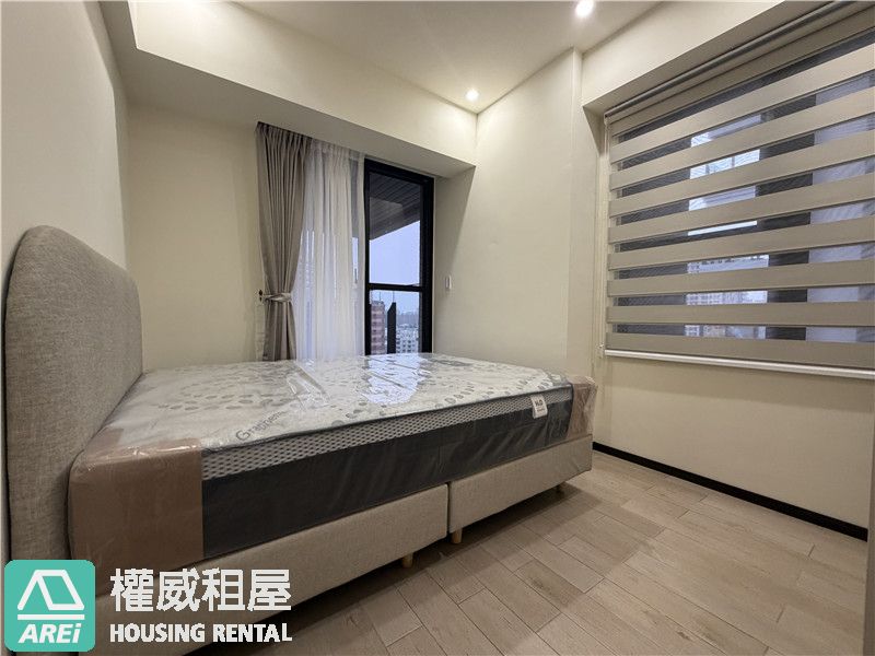 當城市風景成為家的背景 生活，也有了新的高度 ◆ 鉑愛悅 三房平車x可租補x左營高鐵 三鐵共構