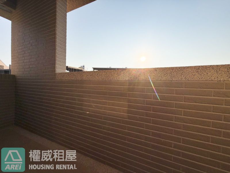 仁武雙車庫電梯庭院透天別墅