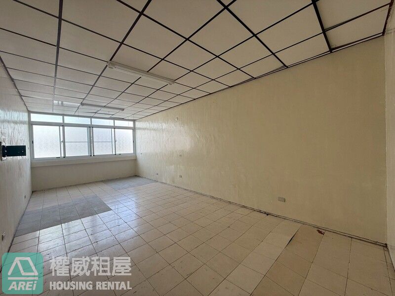 近市政府仁愛三街透天出租2樓以上