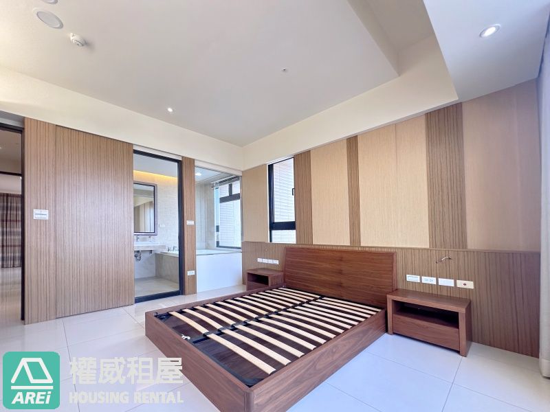 高鐵特區博愛綻高樓層明亮大三房平車