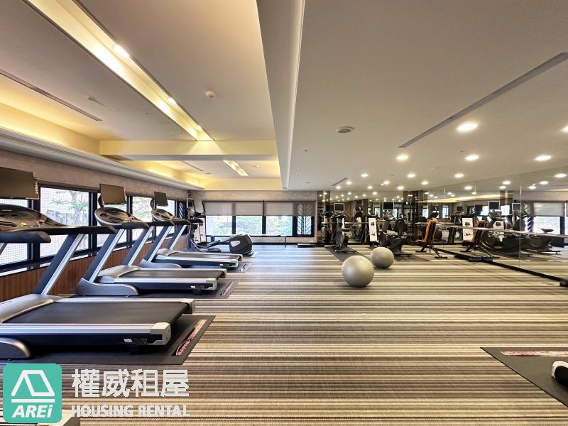 高鐵特區博愛綻高樓層明亮大三房平車