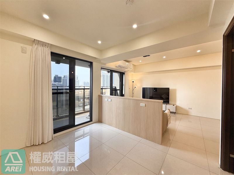楠梓台積電森河畔2+1房精裝全新未住B1大平車景觀前後陽台