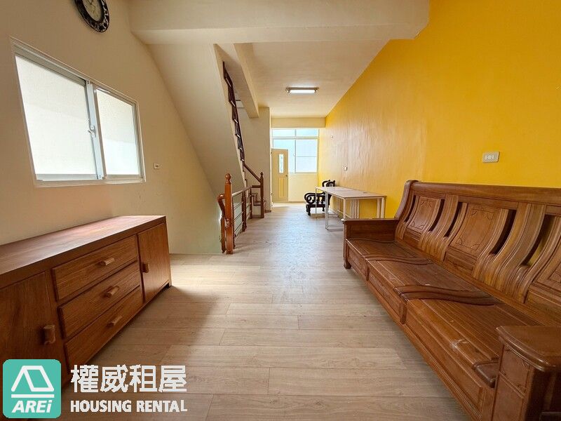 近IKEA／捷運獅甲站 ｜質感5樓透天|可租補入戶籍+可寵物+工作室