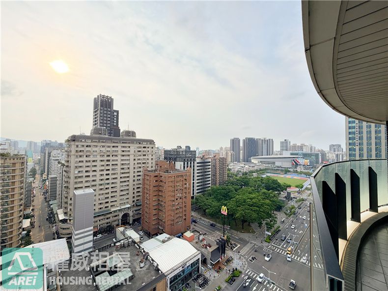 漢神巨蛋MRT博愛香榭景觀便利漂漂正三房