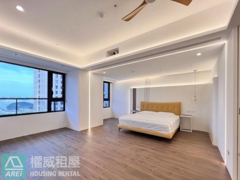 🏙 R8亞灣三多|殷雄・溫潤靜謐3房4衛・雙平車