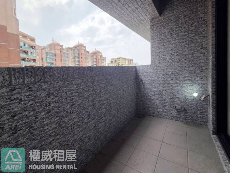 浤圃巨星| 巨蛋MRT| 近漢神巨蛋• 全新高樓2+1房平車