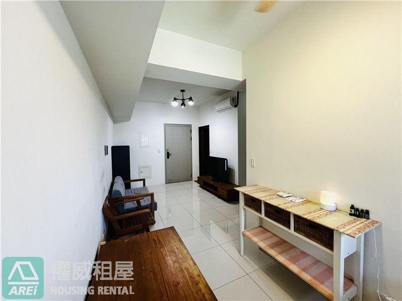 🚄【左營高鐵．圓禾向青】輕屋齡質感宅 1+1房車位｜含車管費