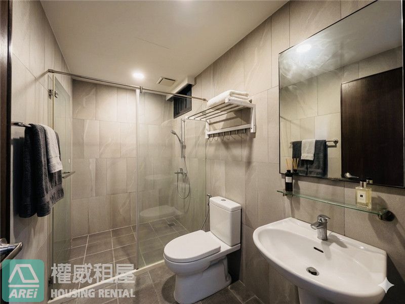 🚄【左營高鐵．圓禾向青】輕屋齡質感宅 1+1房車位｜含車管費