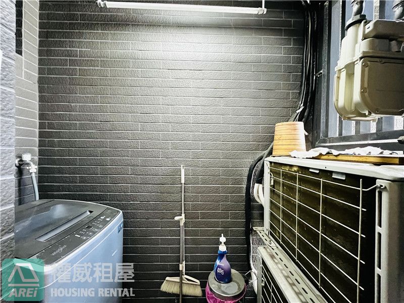 🚄【左營高鐵．圓禾向青】輕屋齡質感宅 1+1房車位｜含車管費