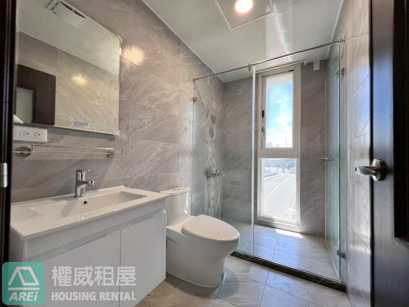🏠仁武・透天超大後庭院｜3套房+1大空間