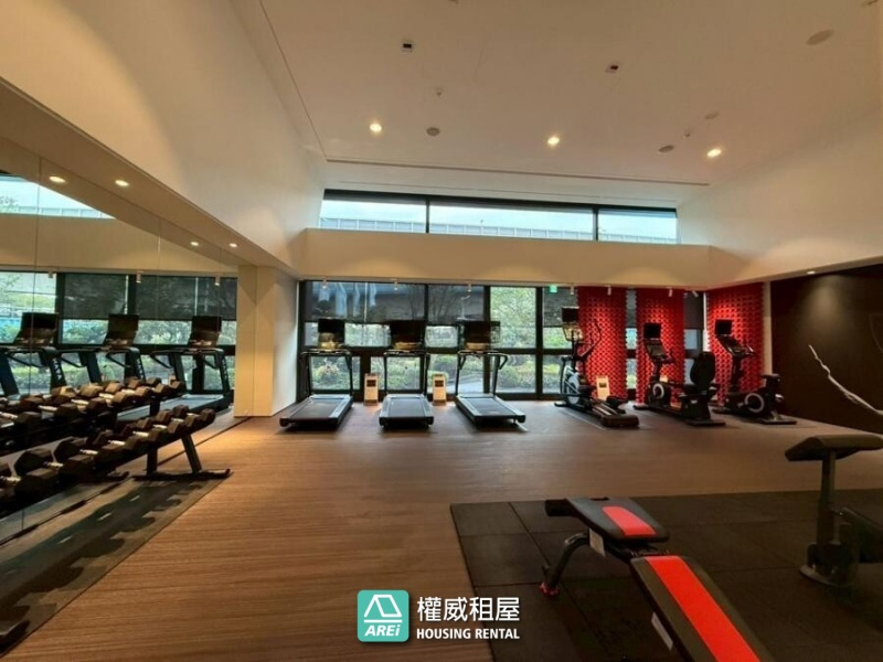 左營高鐵三鐵核心｜自由朗誦｜新優質兩房