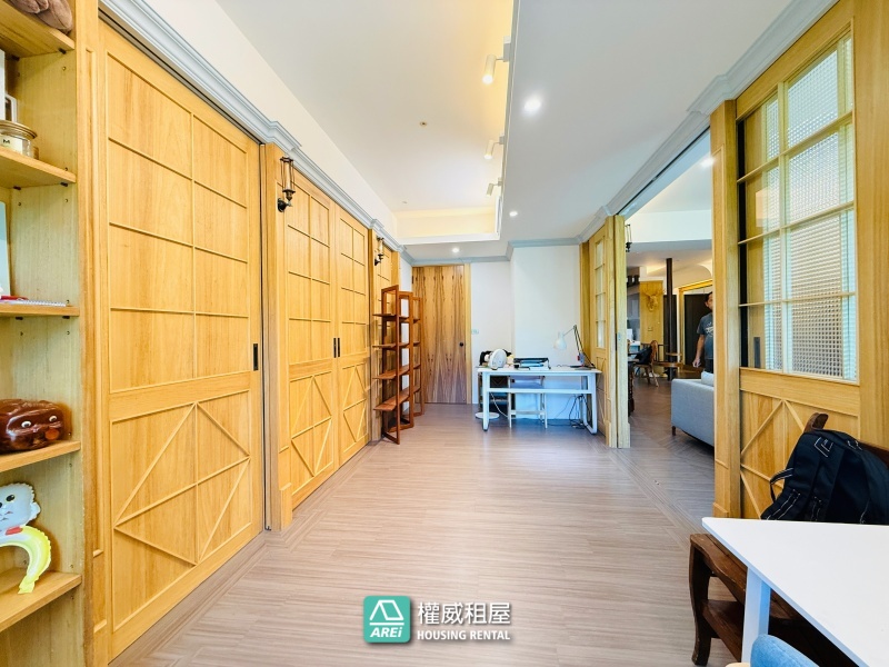 鼎宇鼎峰 開窗滿綠意｜可讓寵物奔跑的房子｜彈性四房好利用