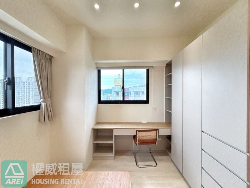 仰德˙駁二✧ | 山海港景首排 | 無印風質感大1房
