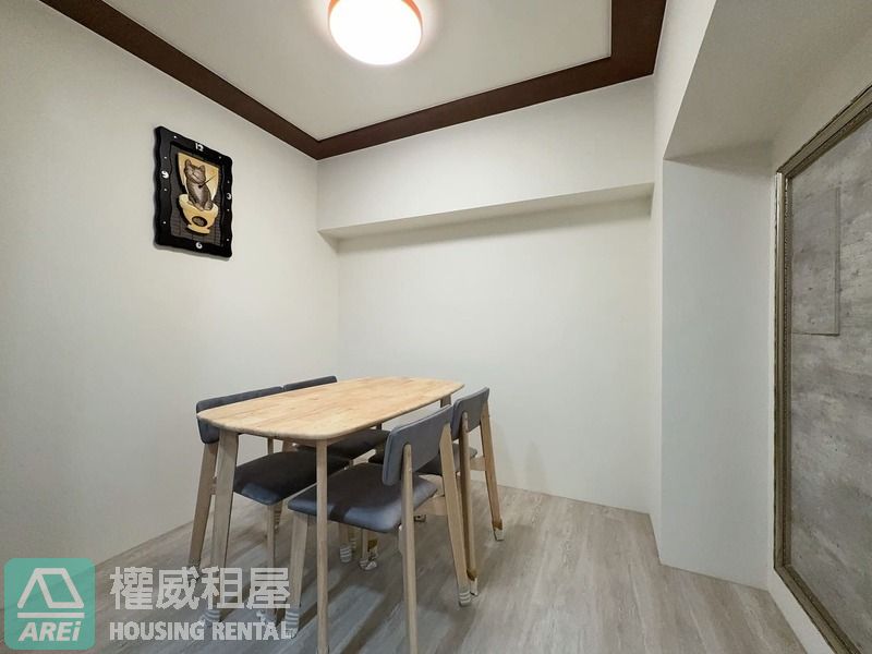 生態園區MRT️️️⭐️千禧屋翻新裝潢3+1房車位