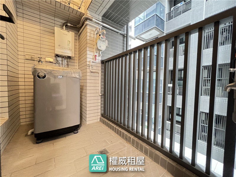 ★c歡迎租補|C35輕軌站旁.上文化|拎包入住正2房|大陽台