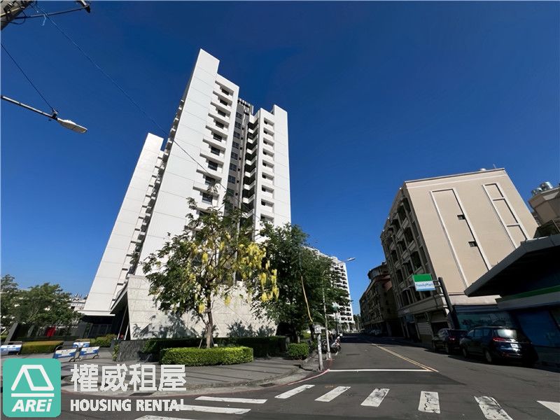 🌟R3小港藍帶｜迎光2+1房｜純白系美學宅平車