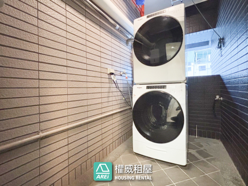 近愛河文雄苑歐式採光三房平車