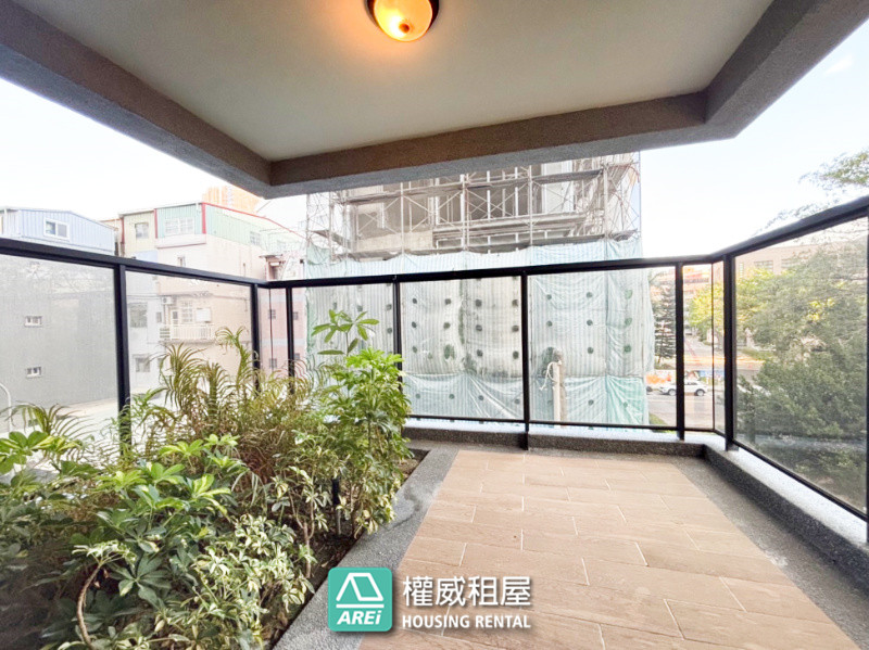 近愛河文雄苑歐式採光三房平車