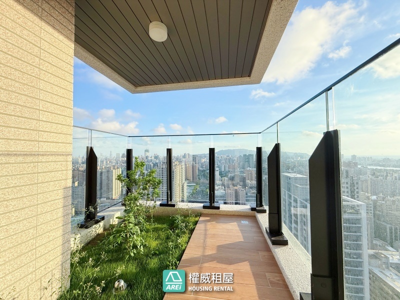 高鐵商圈 南北交通好便利｜鉑愛悅 超高樓層採光好 可租補