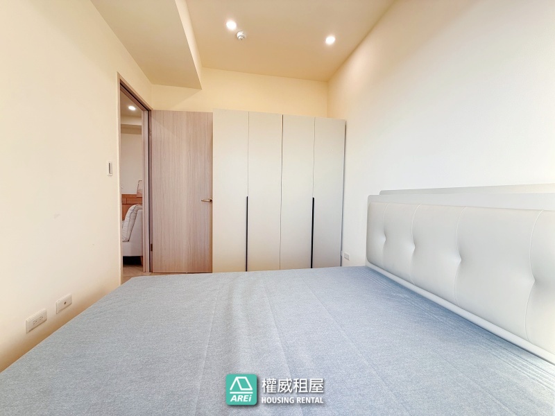 高鐵商圈 南北交通好便利｜鉑愛悅 超高樓層採光好 可租補