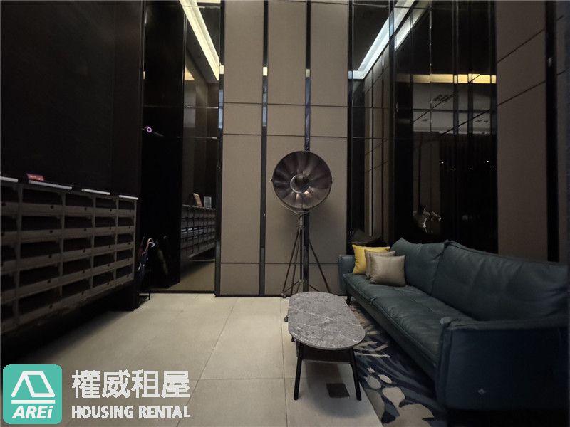漢神百貨灣見築海景現代設計宅2+1房車位
