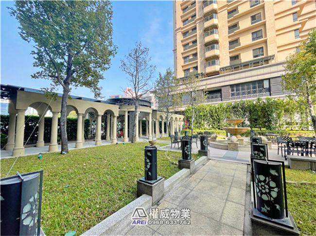【文化高峰會】文化中心・指標豪宅高樓日式美景3+1房雙平車