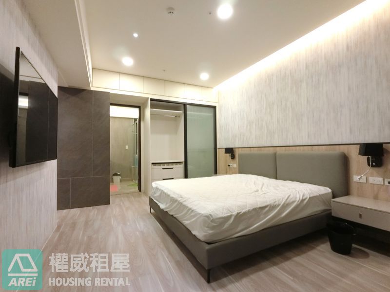 【名發晶閣】三多商圈・豪奢裝潢景觀2房平車