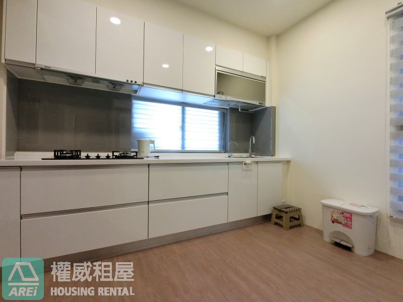 【名發晶閣】三多商圈・豪奢裝潢景觀2房平車