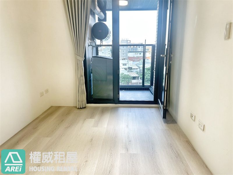 左營高鐵三鐵核心｜自由朗誦｜新優質兩房
