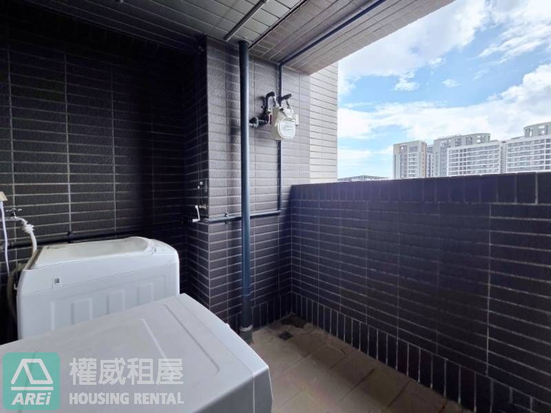 歸仁高鐵特區 | 遠雄明日讚 | 三鐵共構 • 2+1房平車 • 可租補