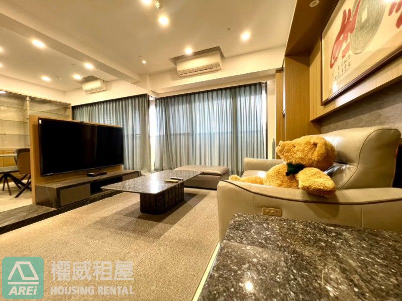 Top協勝發|高鐵特區|高樓景觀讚|大三房三陽台