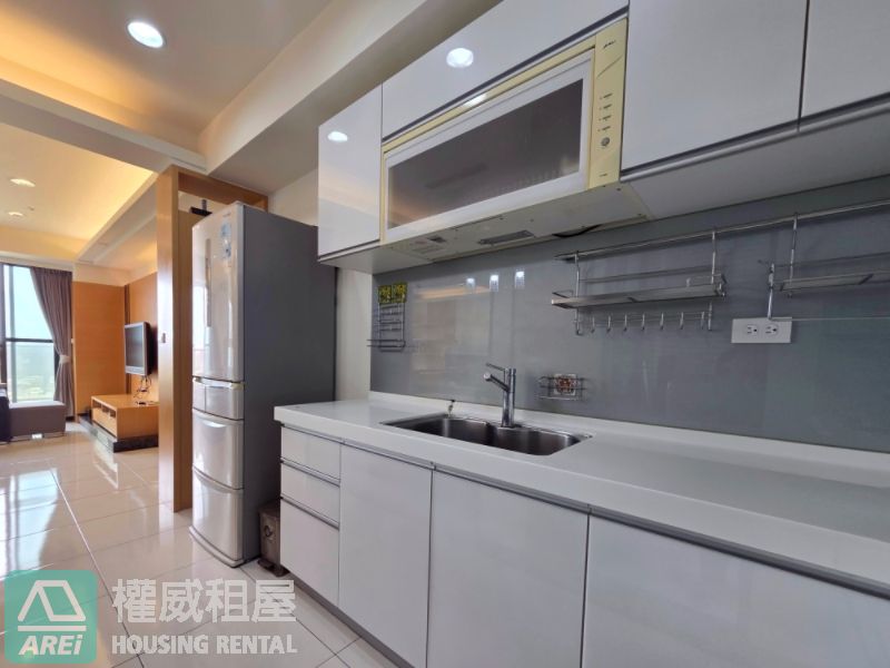 ✨️近日月光 •HAPPY悅讀 •3+1房室內30坪 •德賢商圈