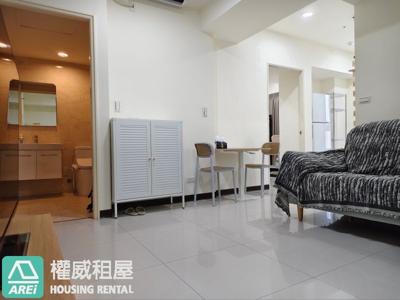 【博愛香榭】巨蛋商圈｜近R14巨蛋站｜精緻出租