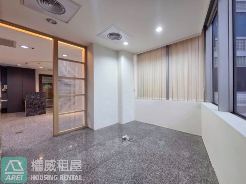 ⚜️高雄市心商辦•寶成中正大樓•黃金據點•露臺辦公室