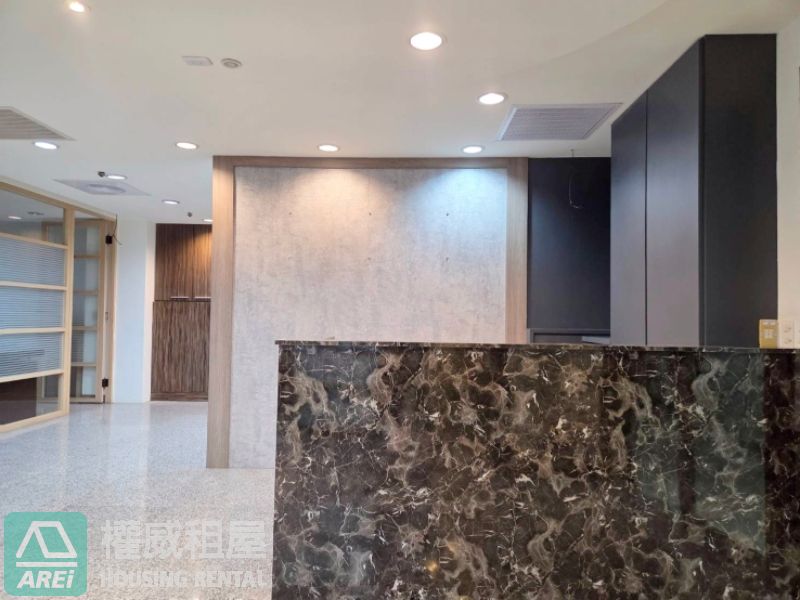 ⚜️高雄市心商辦•寶成中正大樓•黃金據點•露臺辦公室