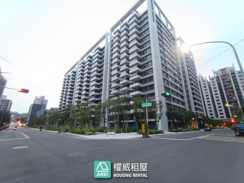 首席大院|近國道10|近仁雄/八德商圈|時尚裝潢兩房平車