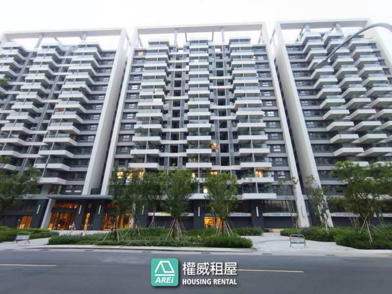 首席大院|近國道10|近仁雄/八德商圈|品味裝潢兩房平車