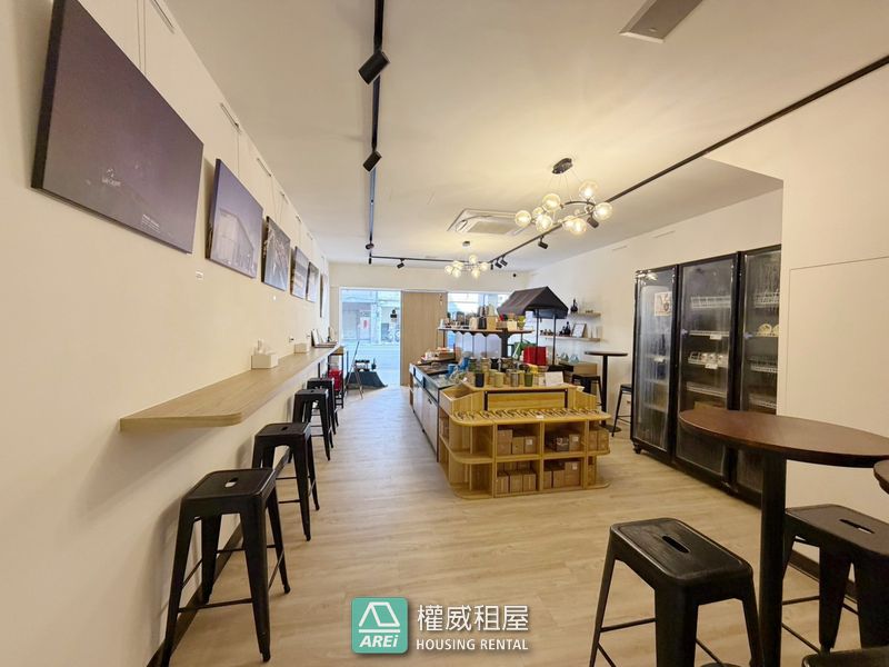 🍍建國四路鹽埕五福｜咖啡廳｜文青風1雙店面+後院🍍
