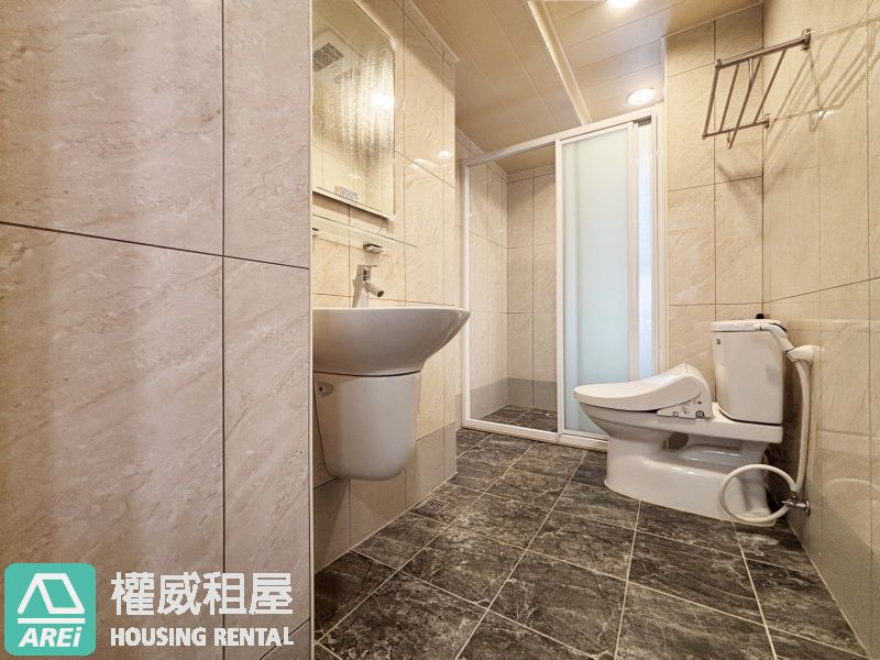 ✨你值得擁有，家的幸福｜高醫郡都當代溫馨三房平車