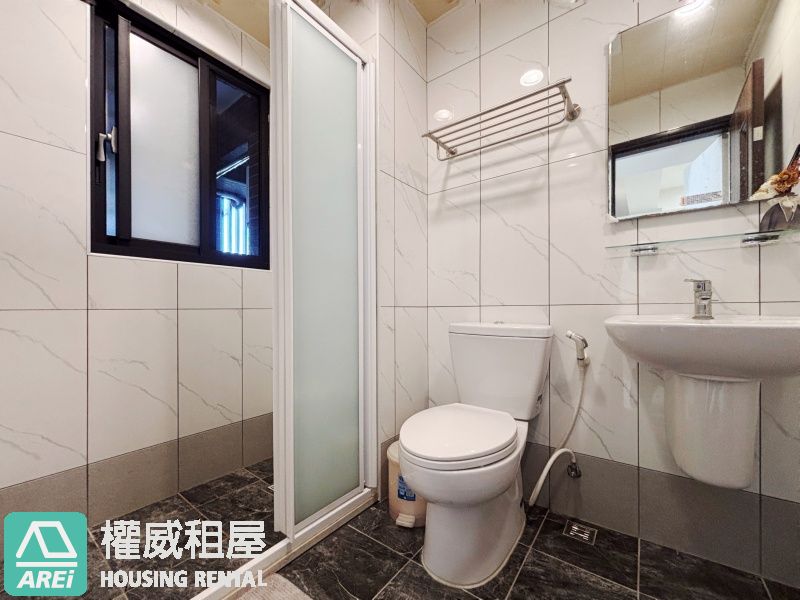 ✨你值得擁有，家的幸福｜高醫郡都當代溫馨三房平車