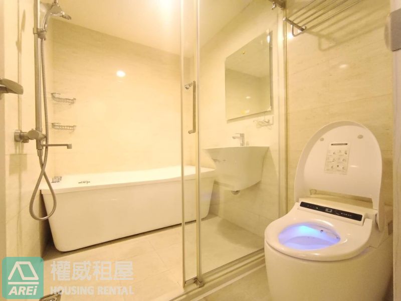 愛情河左岸|近高流/駁二文青最愛|精緻裝潢附傢俱/家電/平車
