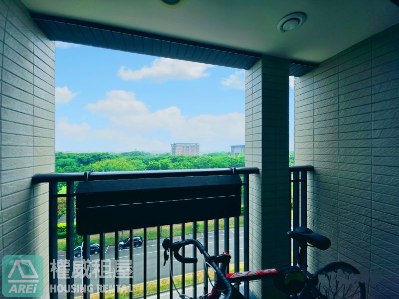 永信原旭∣高雄大學∣首排綠景∣三房二衛∣平面車位∣首次出租∣可租補