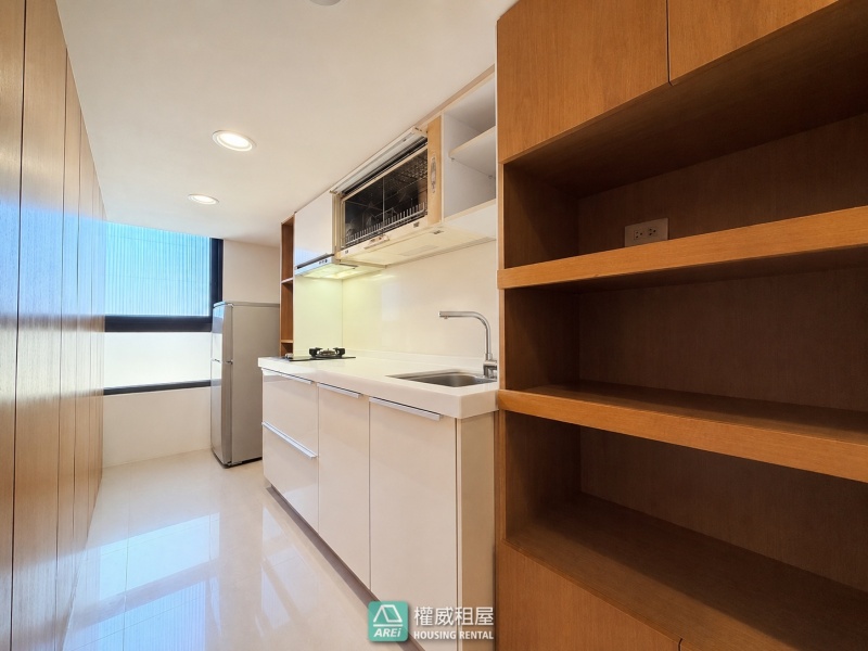 🏠凹子底｜璟立方｜3.6米挑高樓中樓｜2房格局｜義享商圈